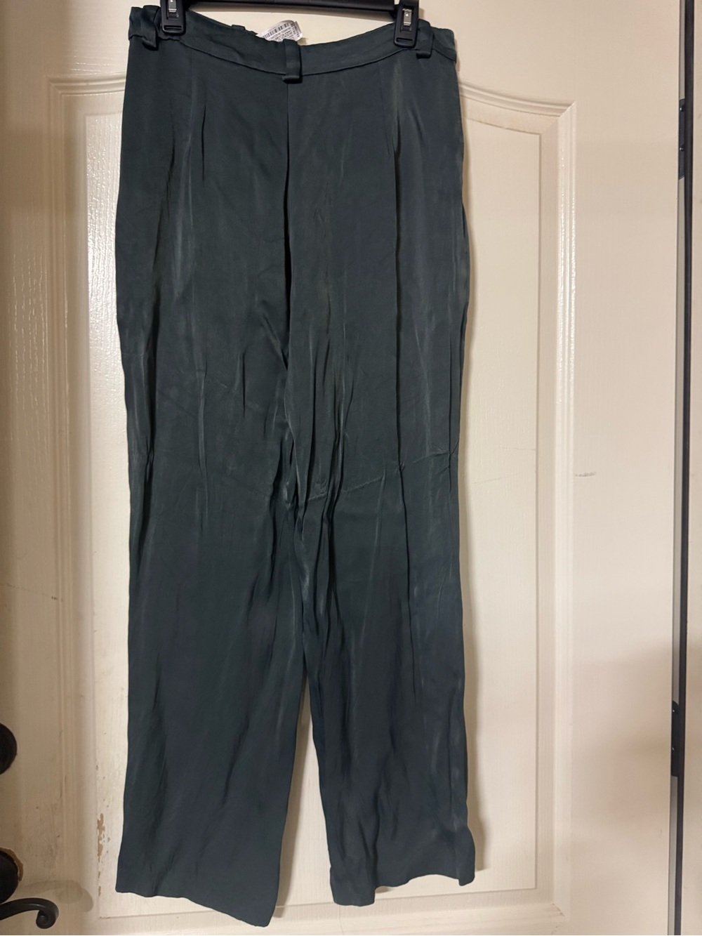 Zara pants and button front satin blouse smooth in Slate grey - Picture 2 of 16